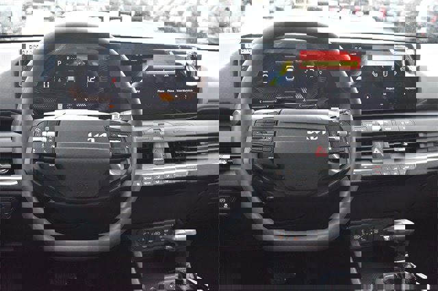 New 2025 Kia K4 LXS image 14