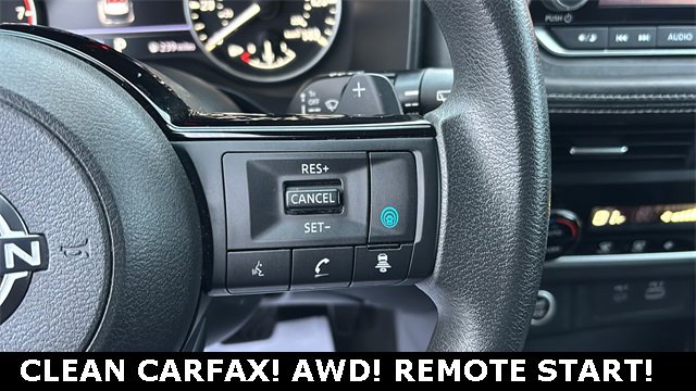 Used 2023 Nissan Rogue SV image 12