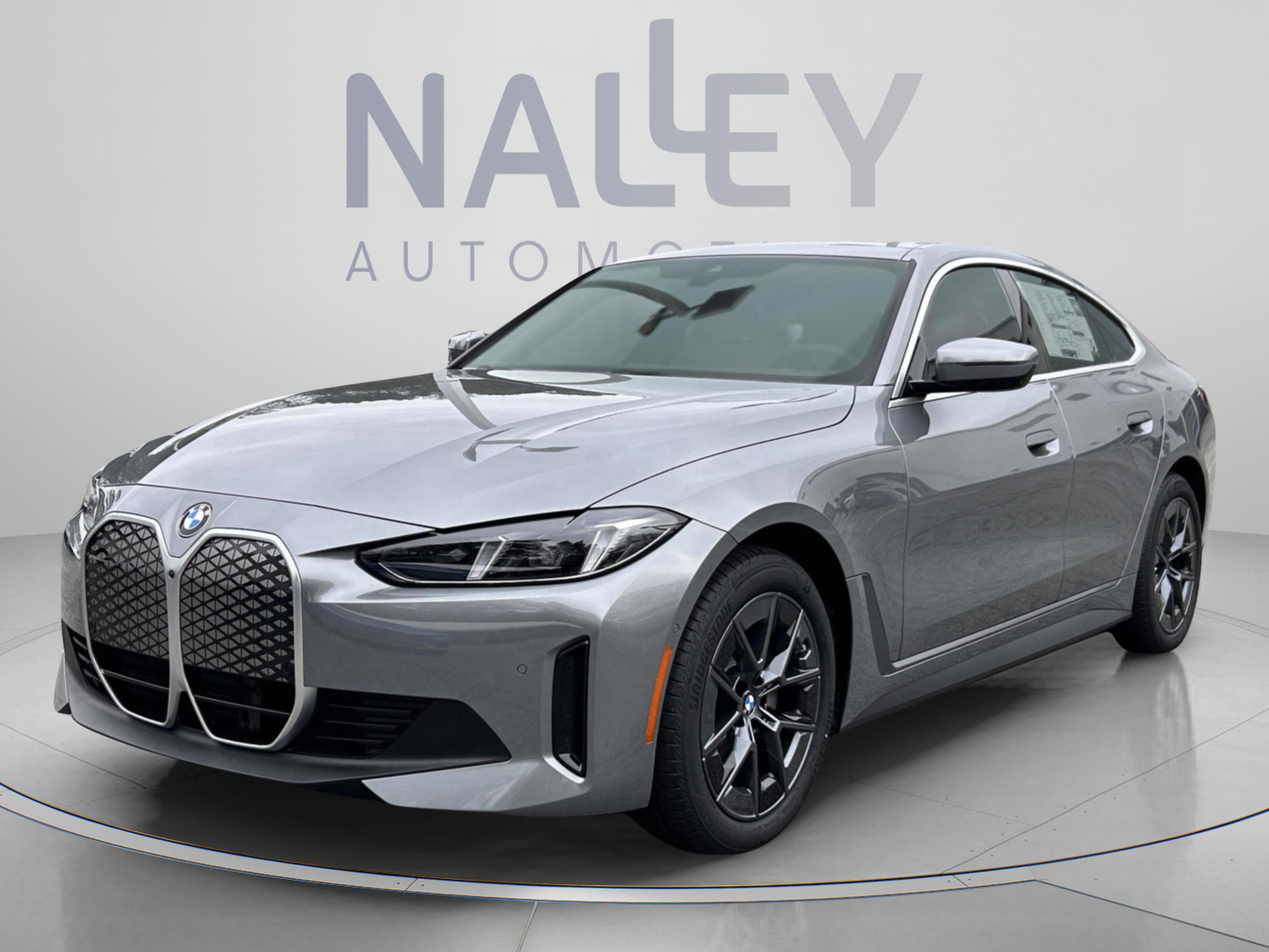 Used 2026 BMW i4 eDrive40 w/ Parking Assistance Package RWD image 2