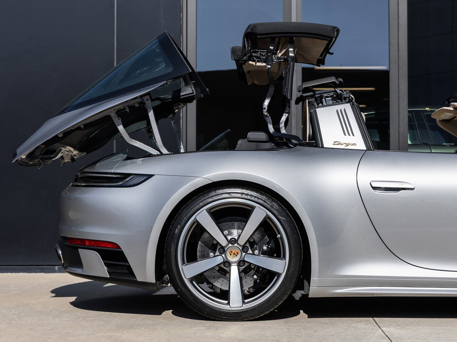 Used 2021 Porsche 911 Targa 4S image 28