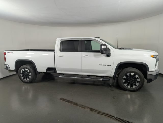 Used 2020 Chevrolet Silverado 2500 LT w/ True North Edition AWD/4WD image 8