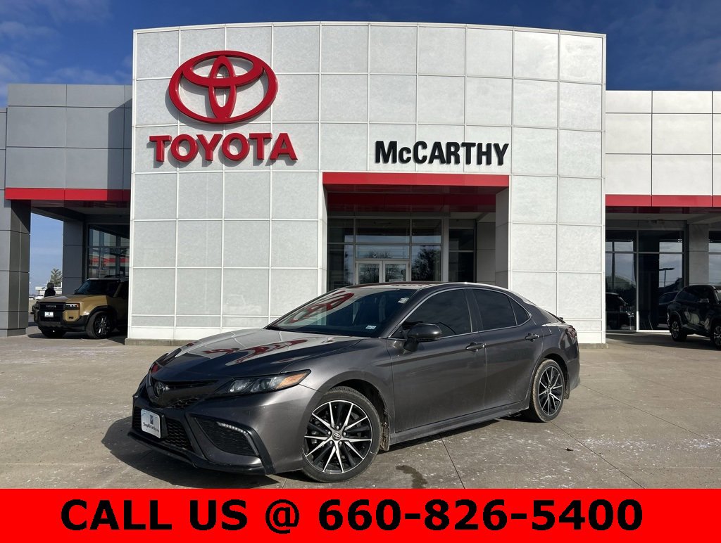 Certified 2024 Toyota Camry SE image 1