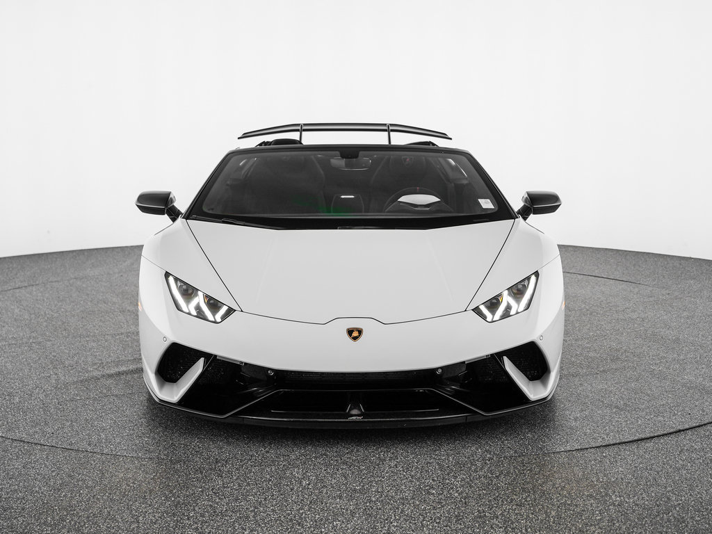 Used 2018 Lamborghini Huracan Performante AWD/4WD image 9