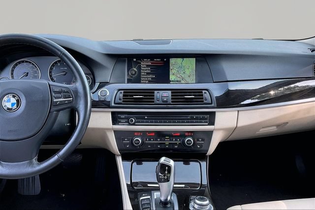 Used 2013 BMW 535i xDrive Sedan AWD/4WD image 9