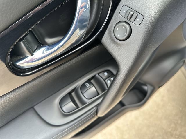 Used 2019 Nissan Rogue Sport SV w/ Technology Package image 25