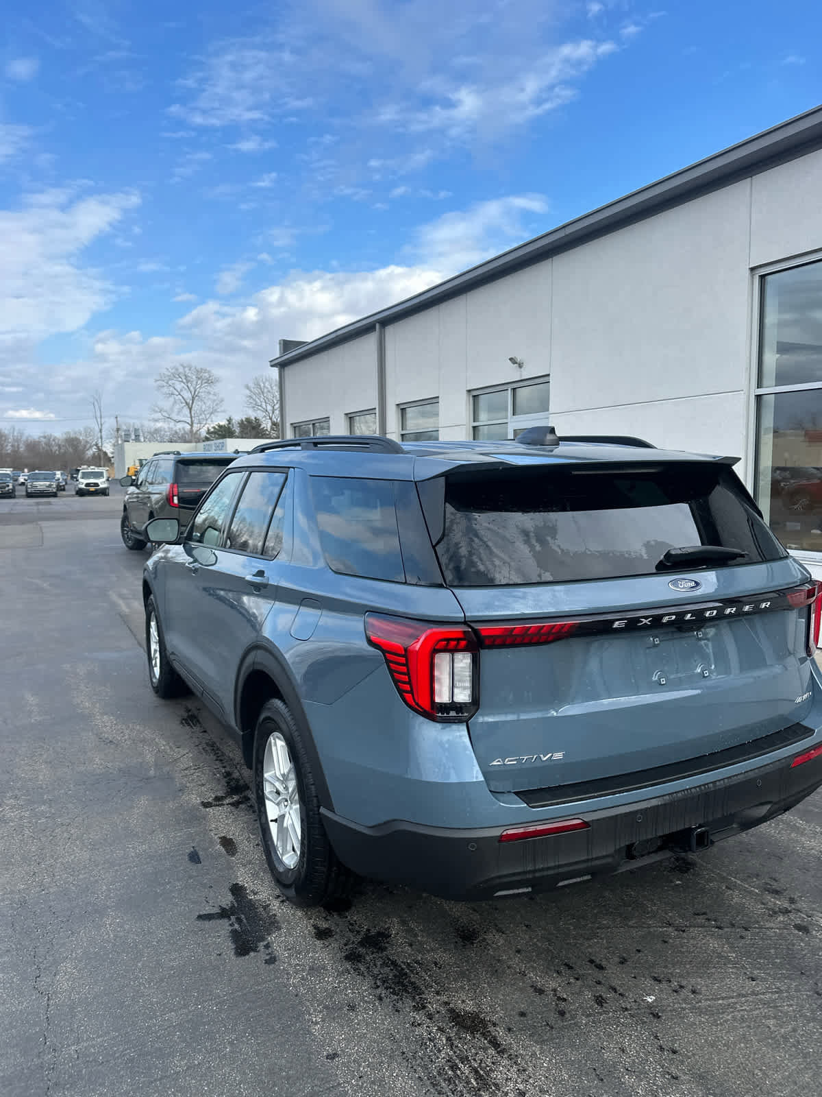 New 2026 Ford Explorer Active image 4