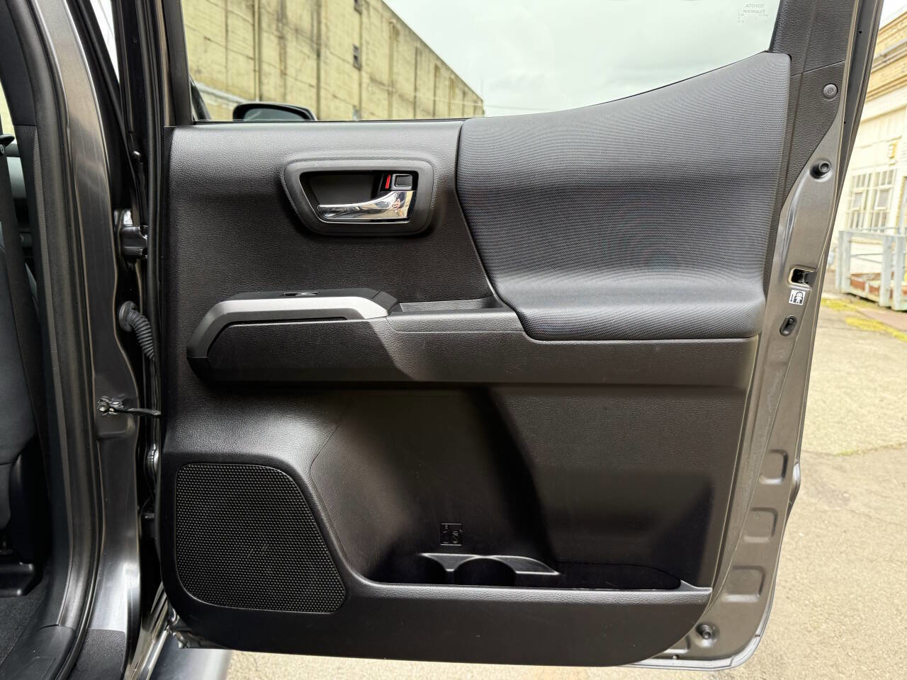 Used 2020 Toyota Tacoma TRD Off-Road w/ Blackout Package image 54