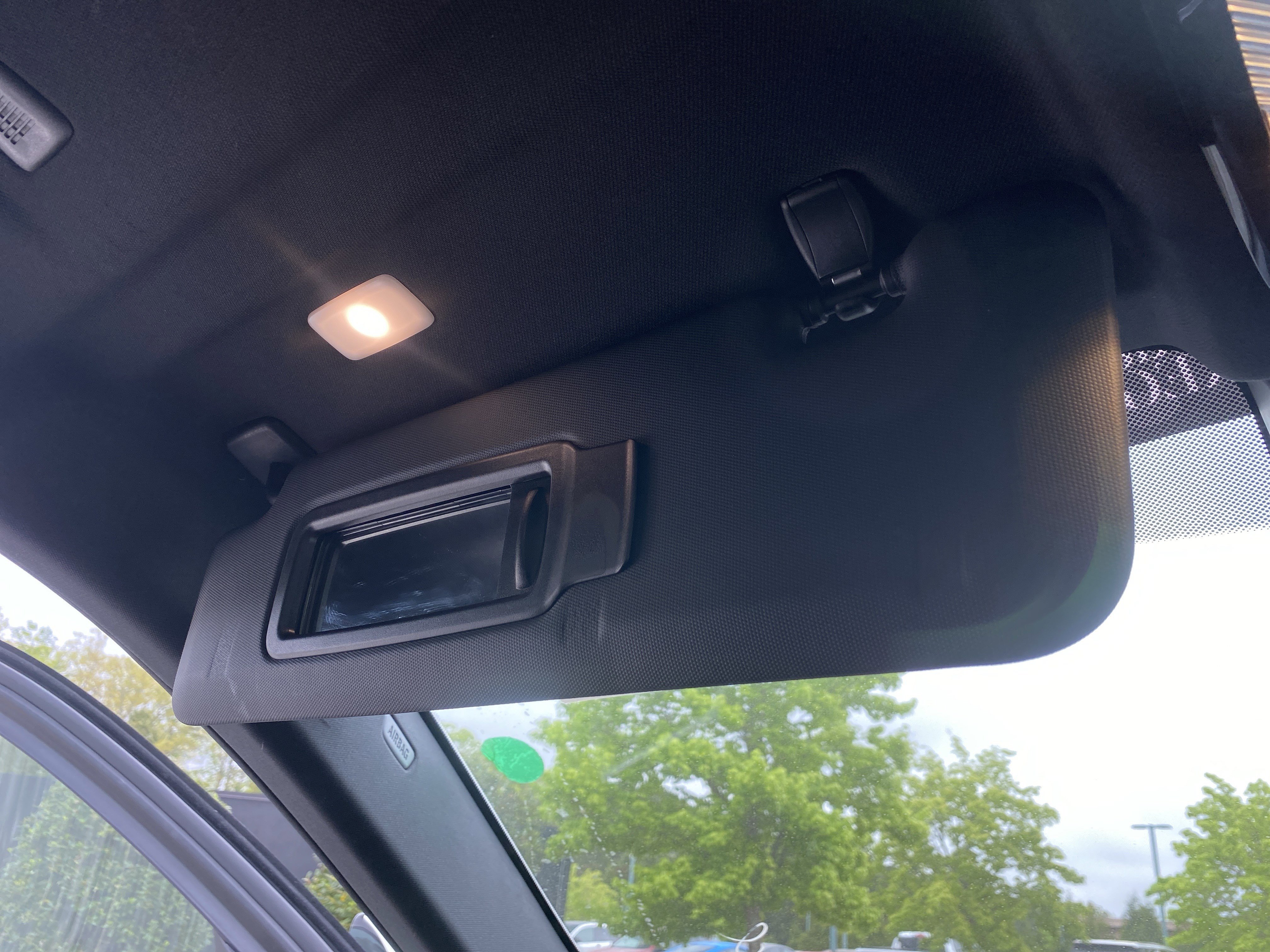 Used 2024 BMW X6 xDrive40i w/ Parking Assistance Package image 29