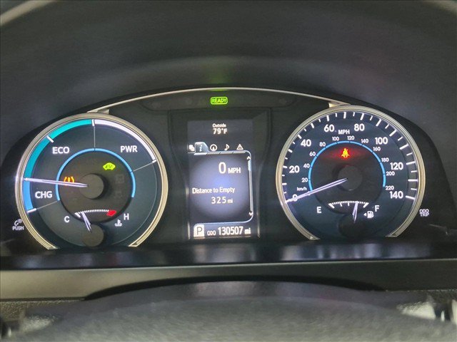 Used 2015 Toyota Camry XLE w/ Moonroof Package FWD image 11