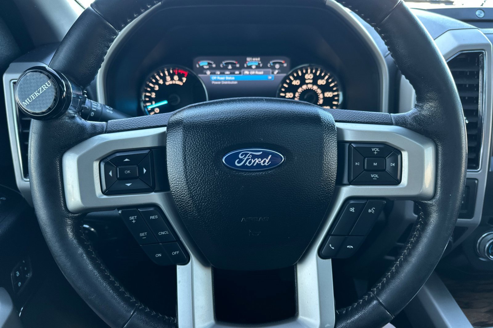 Used 2018 Ford F150 Lariat w/ Equipment Group 502A Luxury image 23