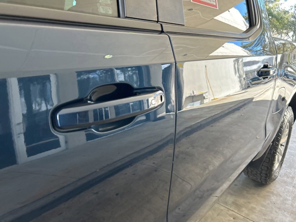 Used 2020 Chevrolet Silverado 1500 RST w/ All-Star Edition image 16