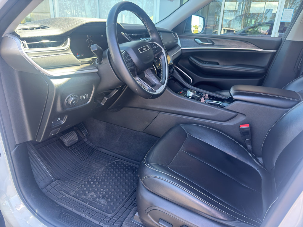 Used 2021 Jeep Grand Cherokee L Limited RWD image 5
