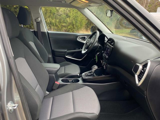Used 2024 Kia Soul LX w/ Option Group 015 image 34