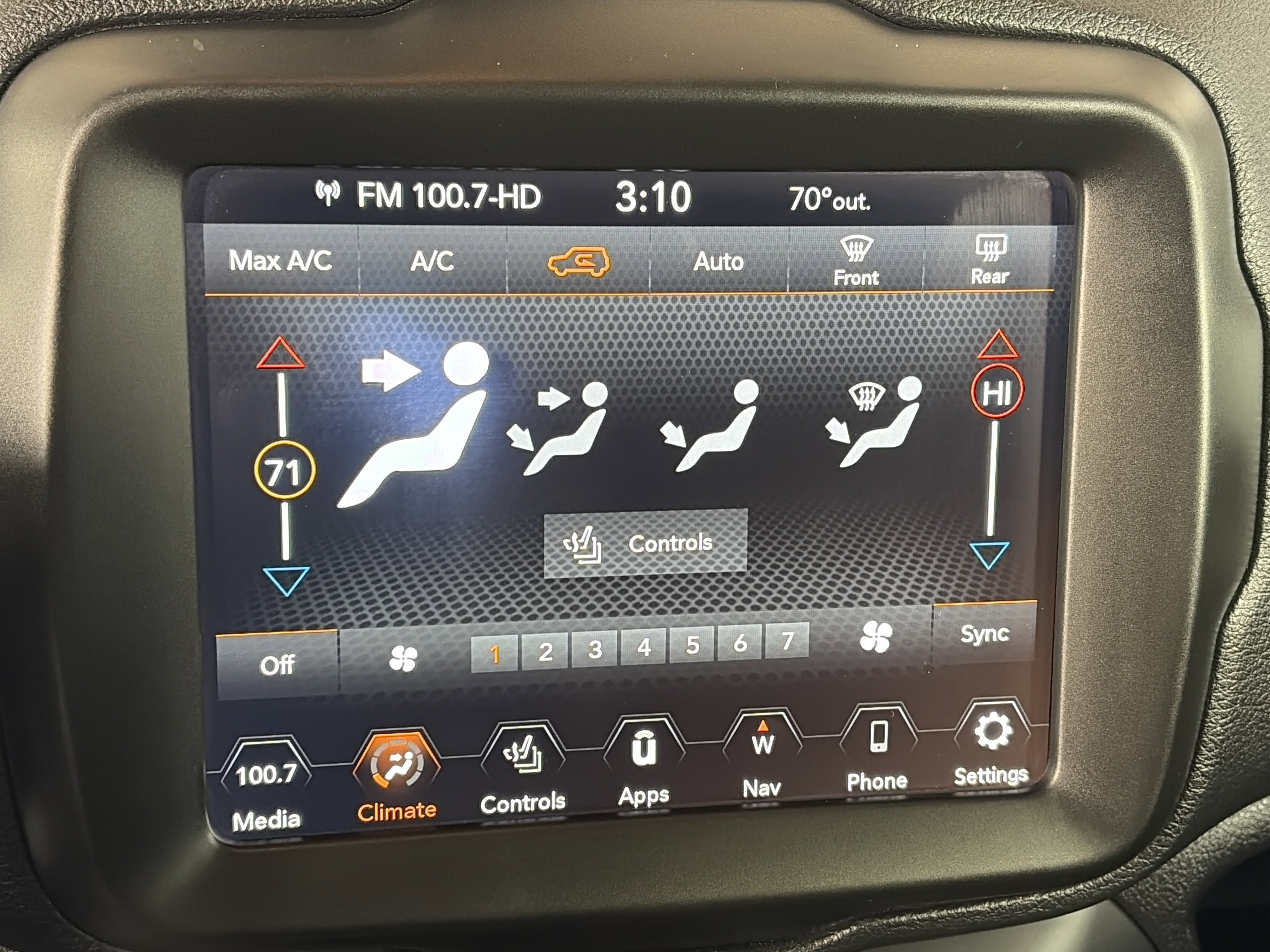 Used 2023 Jeep Renegade Limited w/ Sun/Sound Group image 20