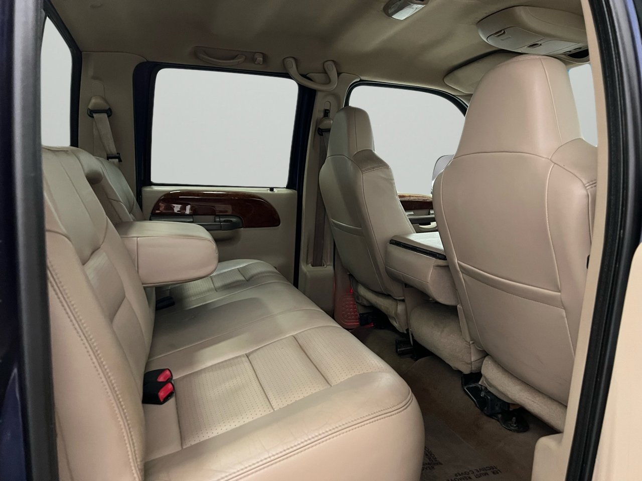 Used 2003 Ford F250 Lariat image 24