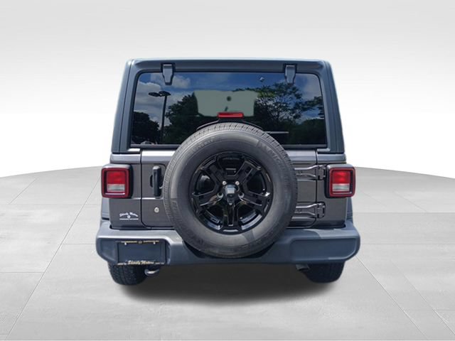 Used 2019 Jeep Wrangler Sport AWD/4WD image 6