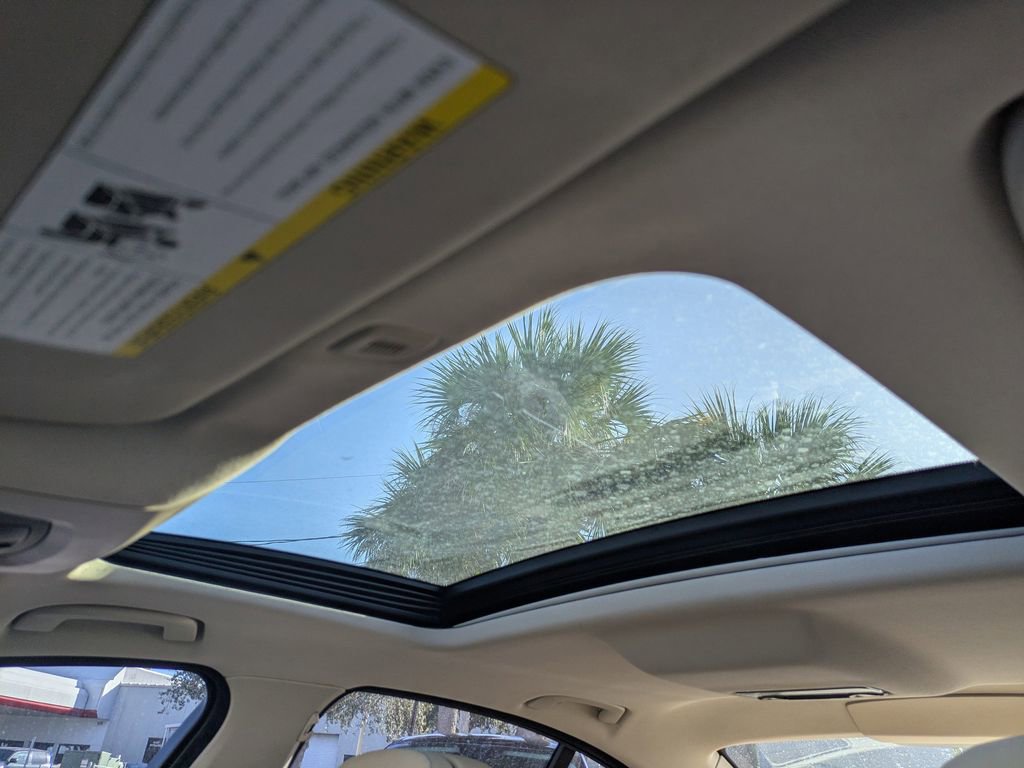 Used 2013 BMW 535i xDrive Sedan image 18