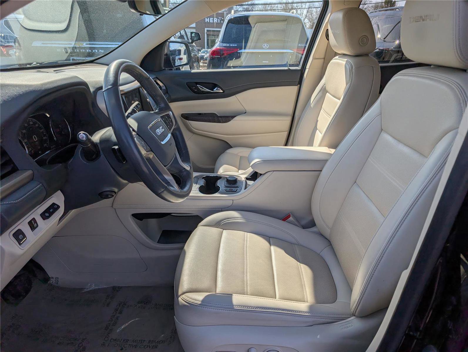 Used 2021 GMC Acadia Denali w/ Denali Ultimate Package image 19