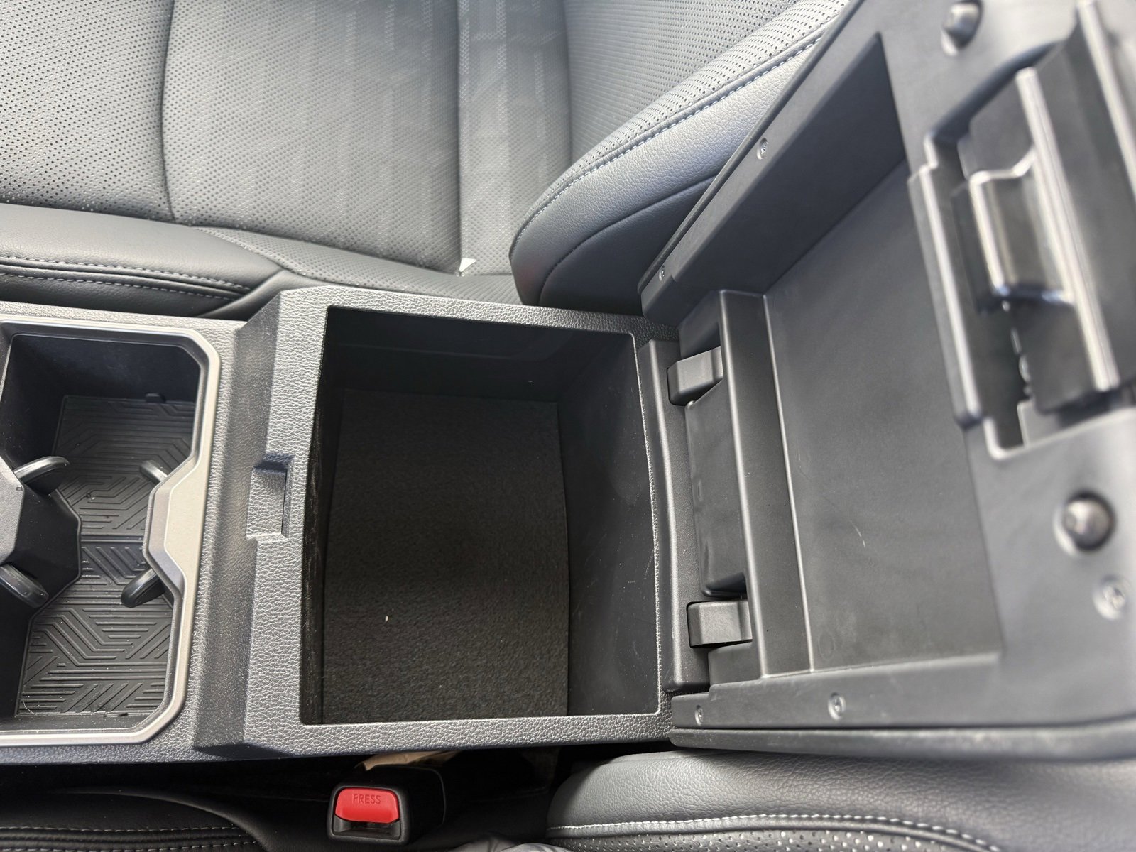 Used 2024 Toyota Tacoma TRD Off-Road w/ TRD Off Road Premium Package image 25