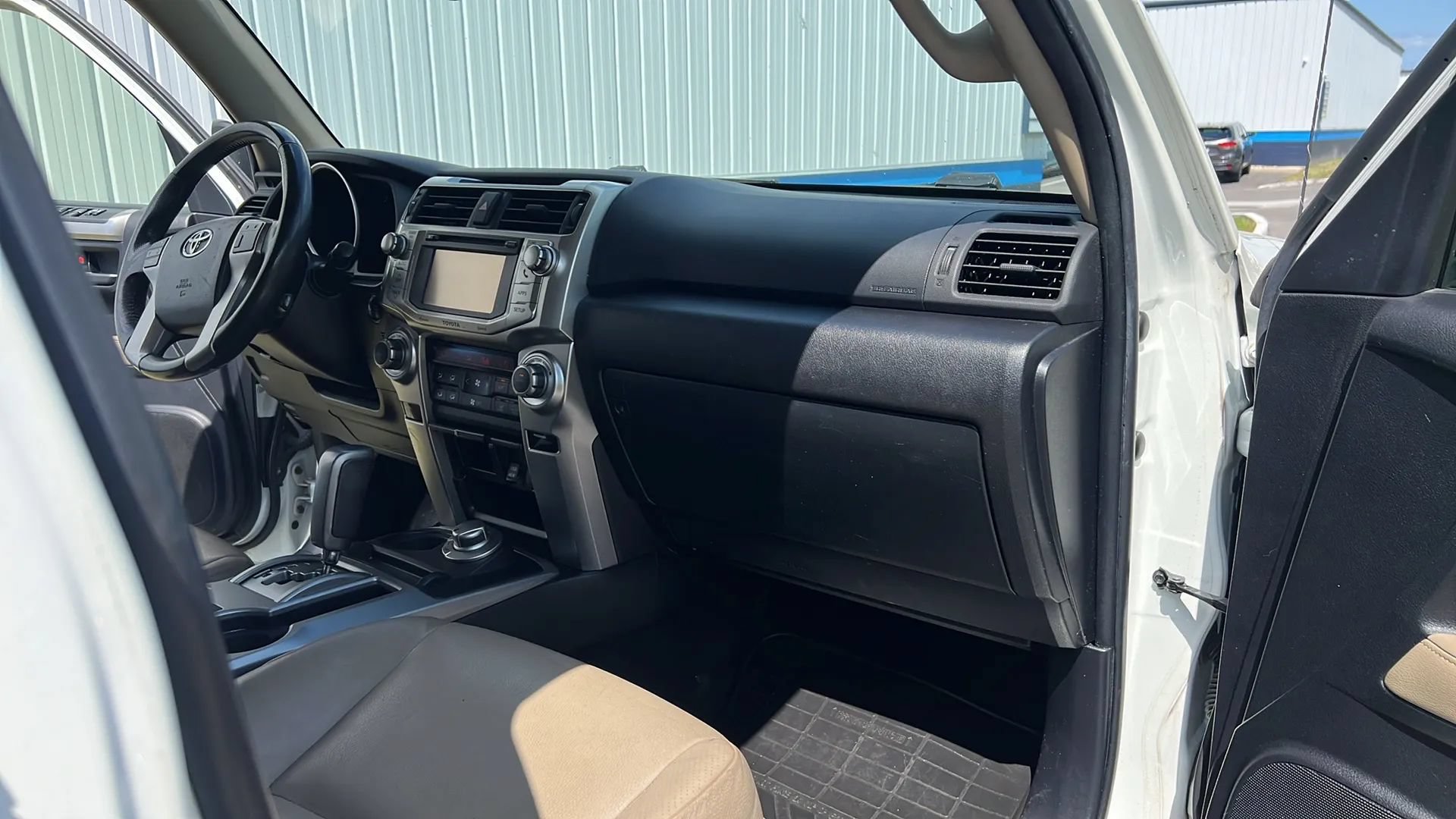 Used 2013 Toyota 4Runner Limited AWD/4WD image 22