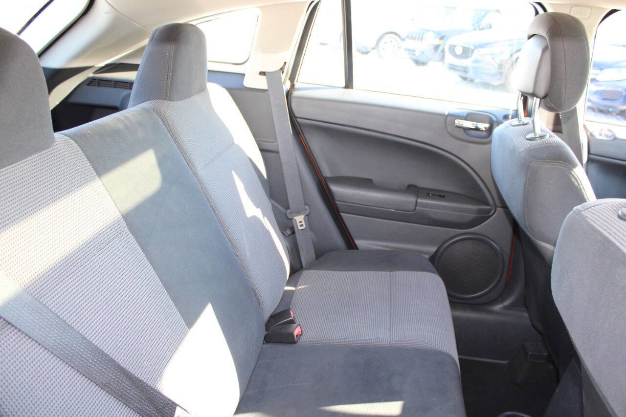 Used 2011 Dodge Caliber Heat w/ Premium Sound Group image 17