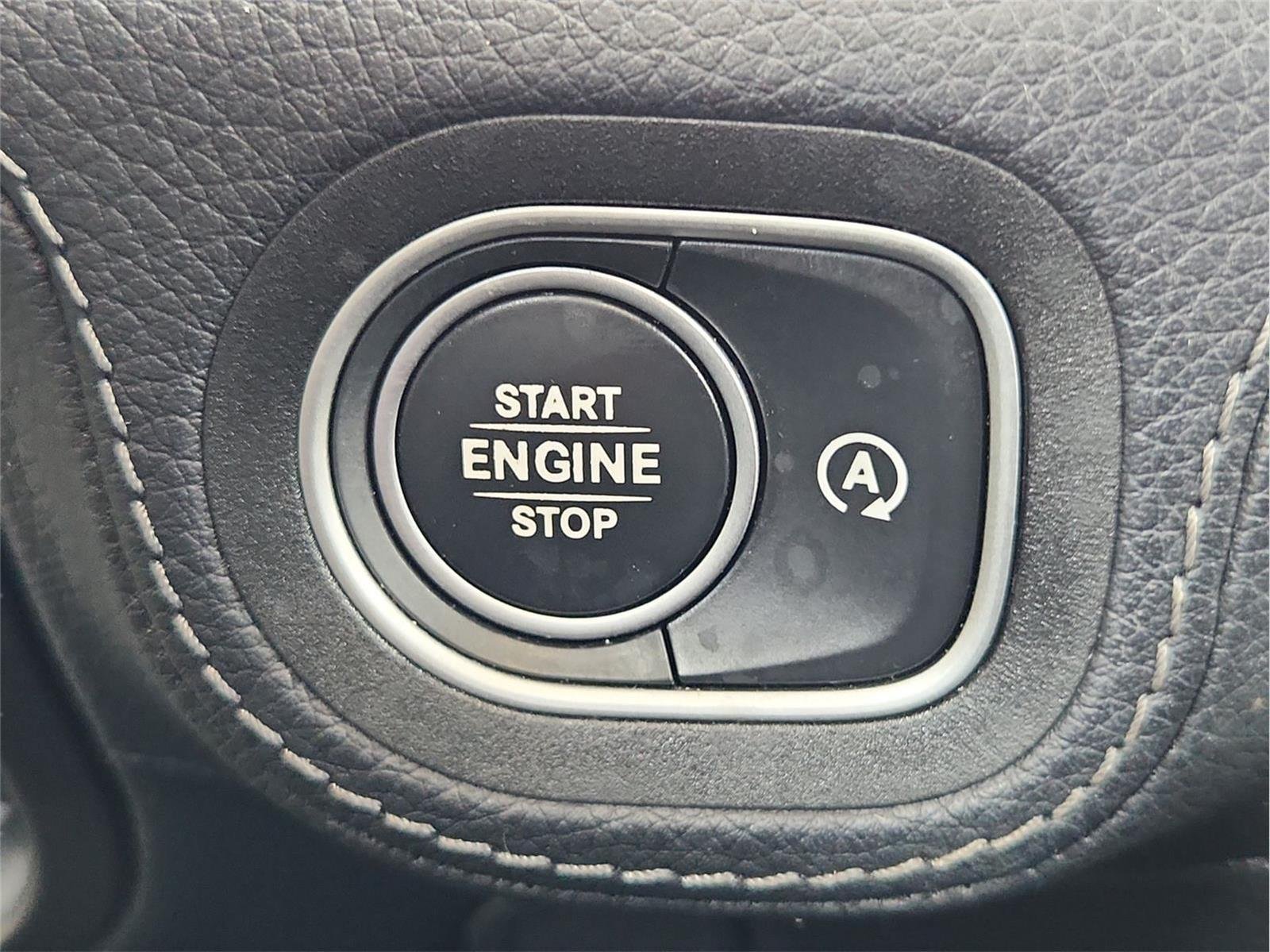 Used 2024 Mercedes-Benz GLE 350 4MATIC image 17