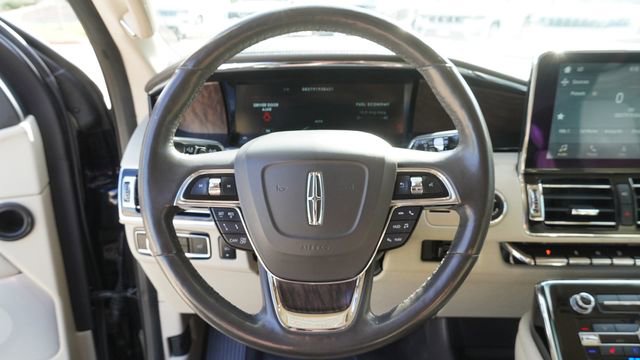 Used 2019 Lincoln Navigator L Reserve AWD/4WD image 28