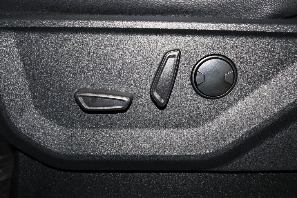 New 2025 Ford F350 Lariat w/ Lariat Ultimate Package image 12