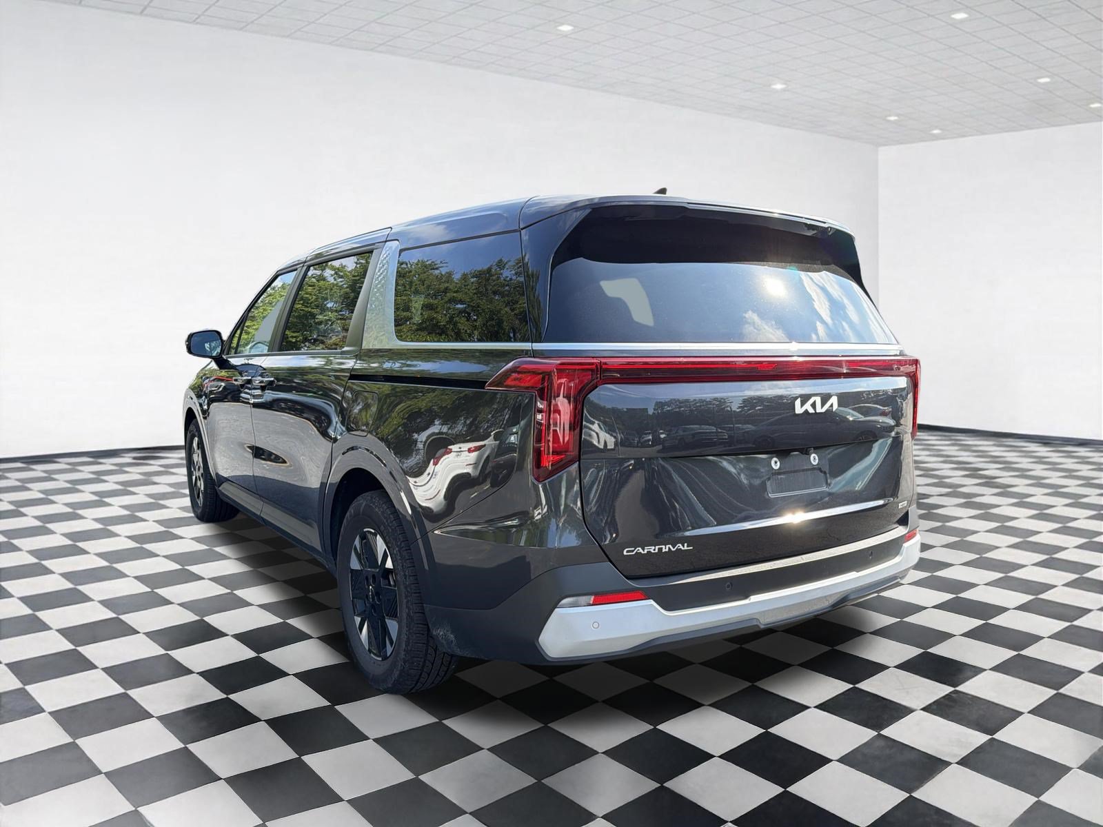 Used 2026 Kia Carnival LXS FWD image 6