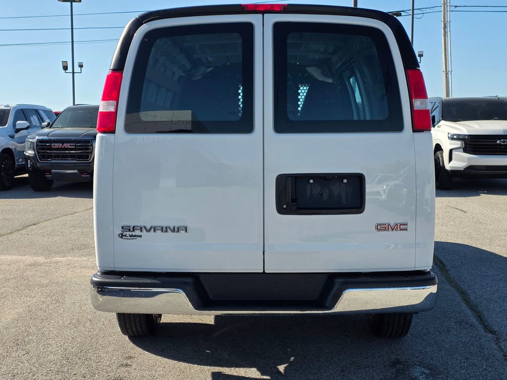 Used 2023 GMC Savana 2500 w/ Driver Convenience Package RWD image 6
