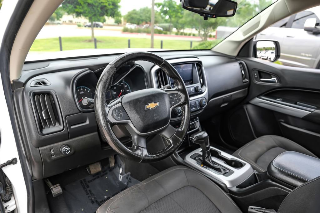 Used 2019 Chevrolet Colorado LT w/ LT Convenience Package RWD image 13