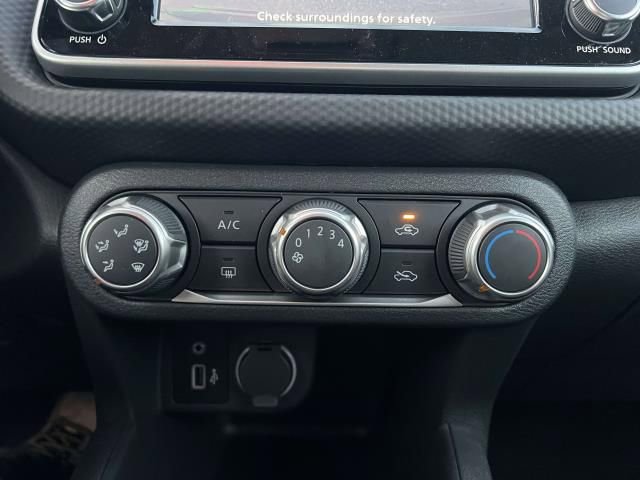 New 2025 Nissan Kicks Play S image 31