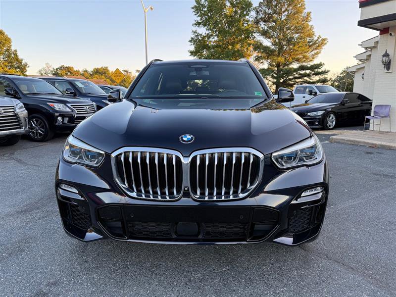 Used 2019 BMW X5 xDrive50i w/ M Sport Package image 2