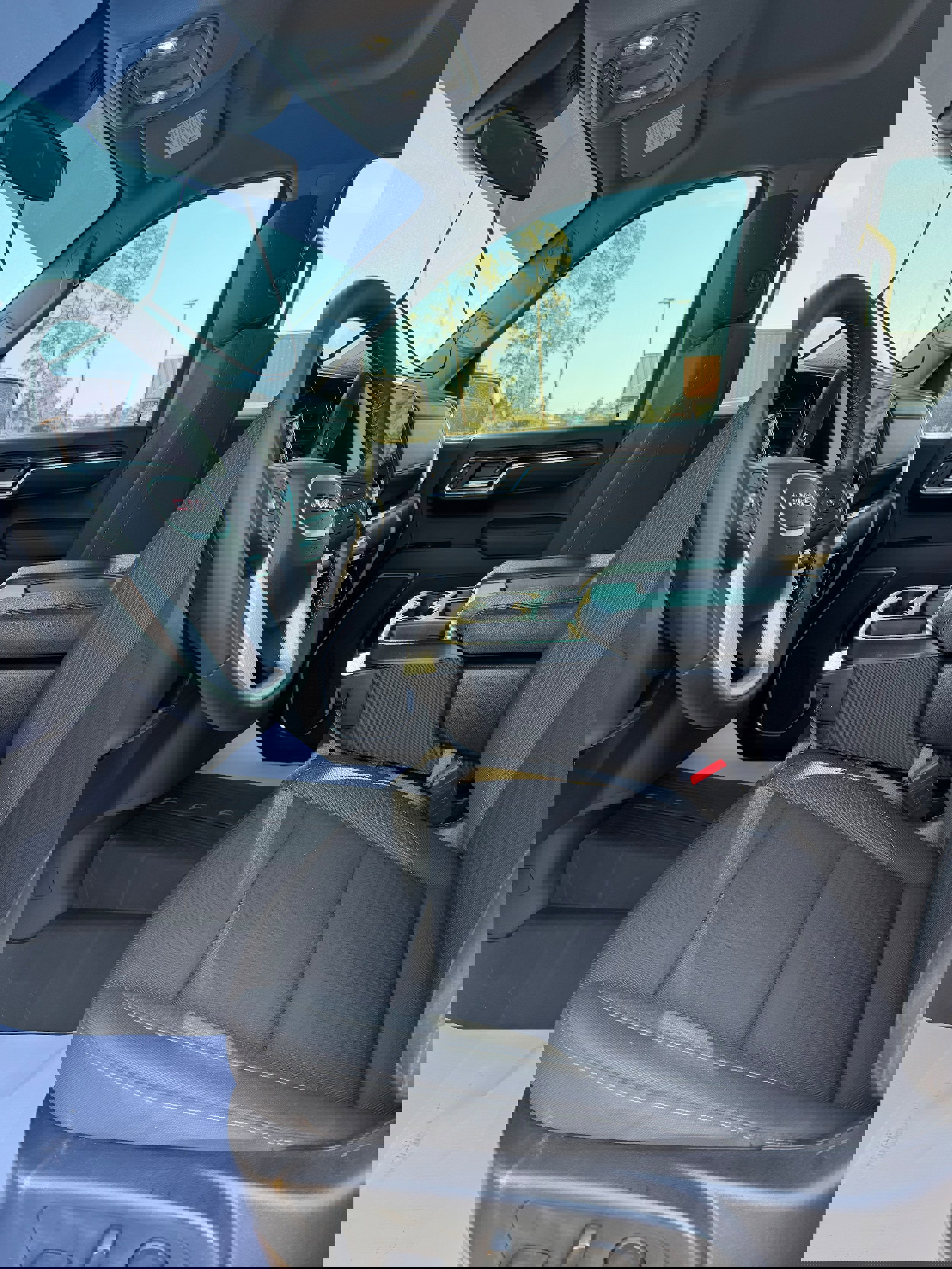 Used 2024 GMC Sierra 1500 Elevation image 14