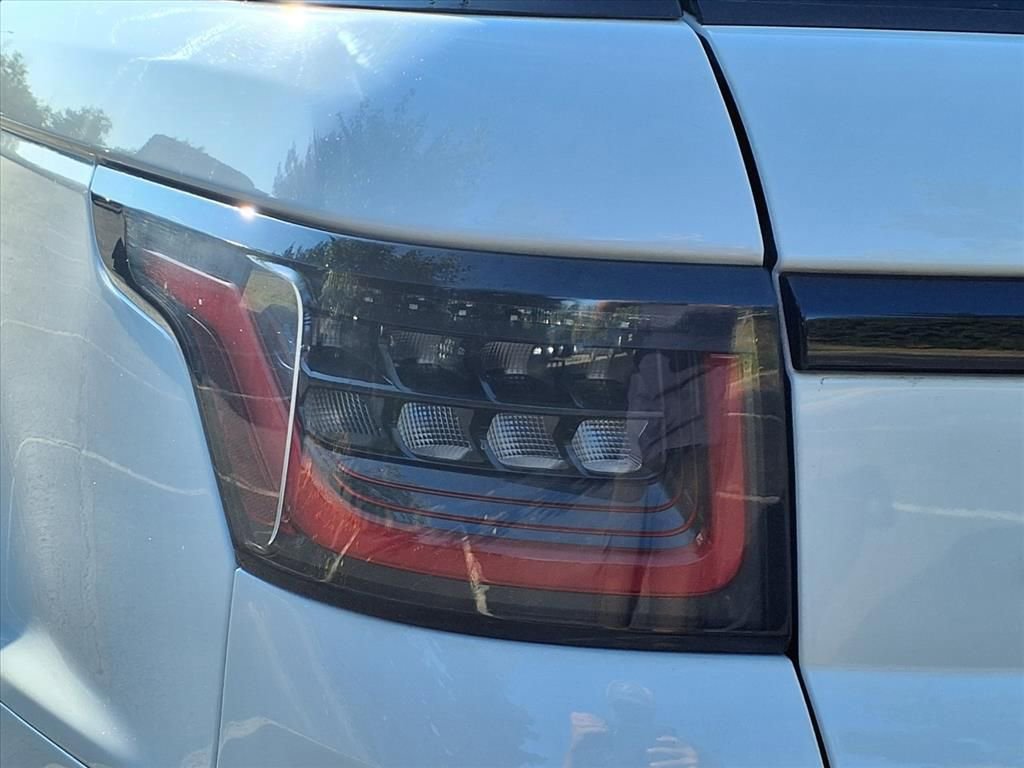 Used 2019 Land Rover Range Rover Sport Supercharged image 25