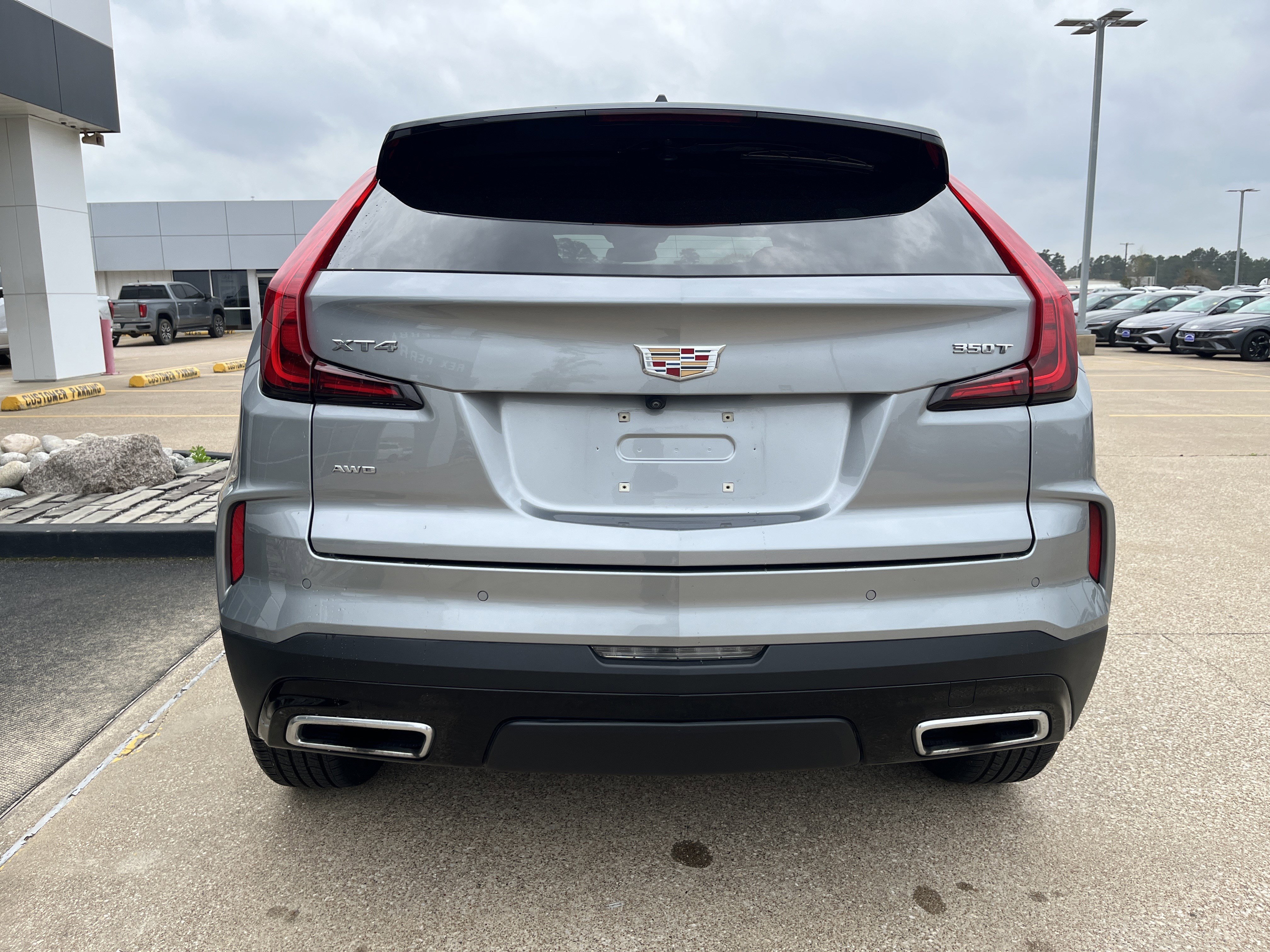 Used 2024 Cadillac XT4 Premium Luxury image 27