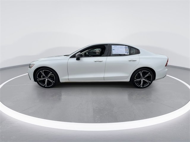 Used 2024 Volvo S60 B5 Plus image 5