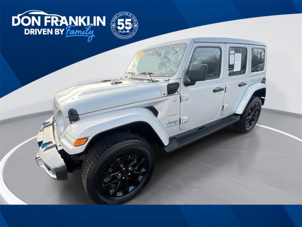 Used 2023 Jeep Wrangler Unlimited Sahara w/ Cold Weather Group image 1