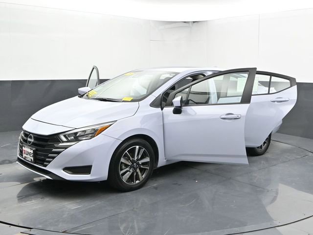 Used 2025 Nissan Versa SV image 50