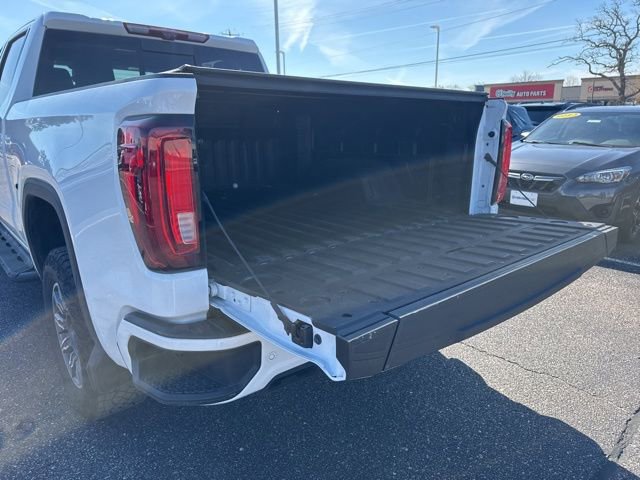 Used 2024 GMC Sierra 1500 AT4 w/ Technology Package image 8