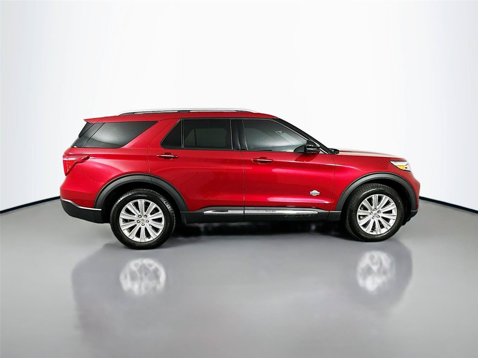 Used 2022 Ford Explorer King Ranch w/ Class IV Trailer Tow Package AWD/4WD image 18
