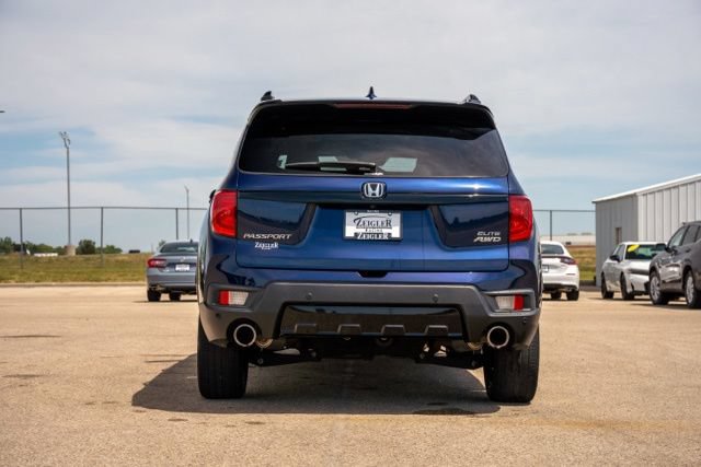 Used 2023 Honda Passport Elite image 6