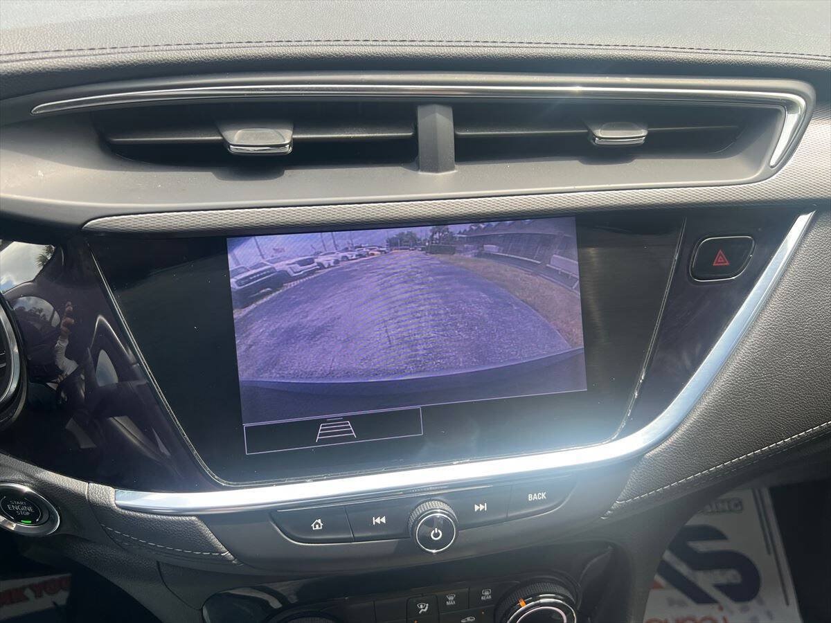 Used 2022 Buick Encore GX Preferred w/ Cold Weather Comfort Package FWD image 13