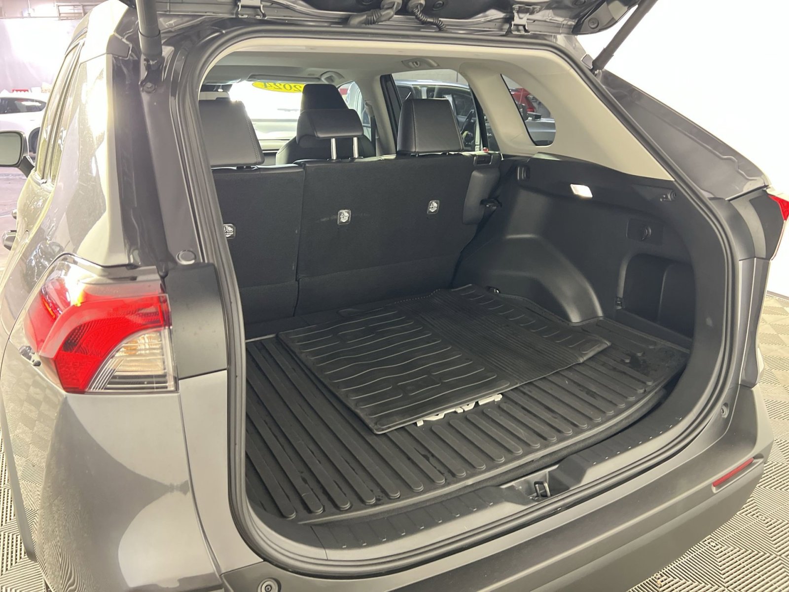 Used 2024 Toyota RAV4 XLE Premium w/ Weather Package image 27