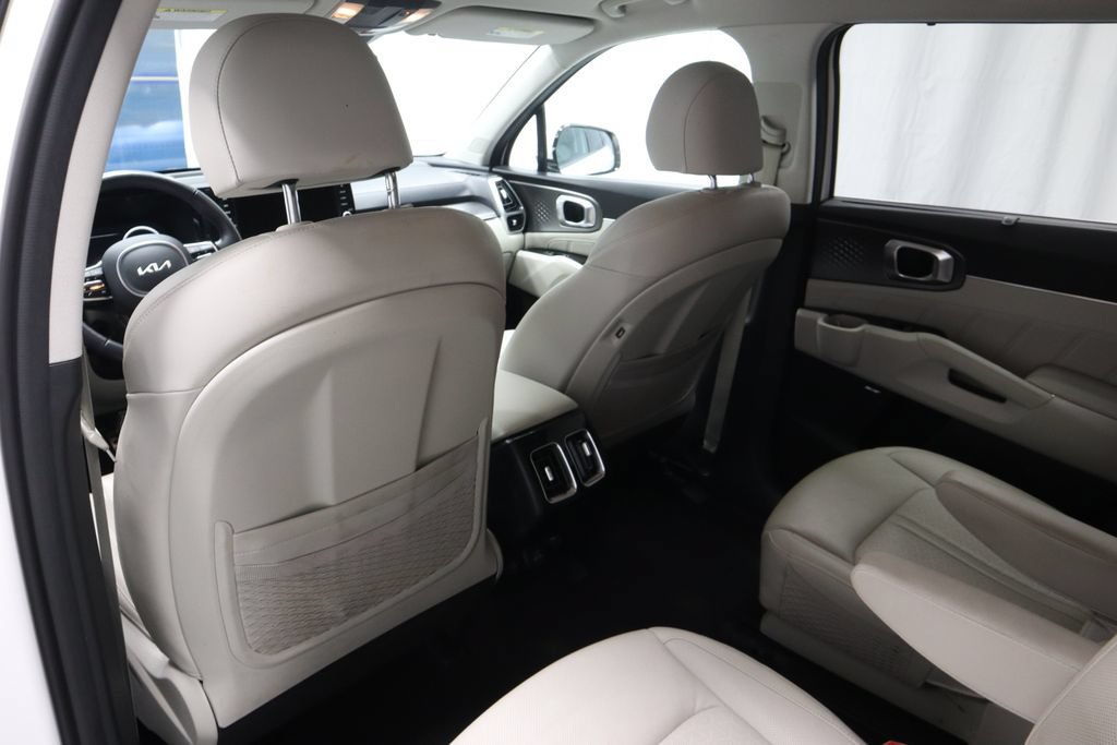 Used 2023 Kia Sorento SX Prestige AWD/4WD image 23