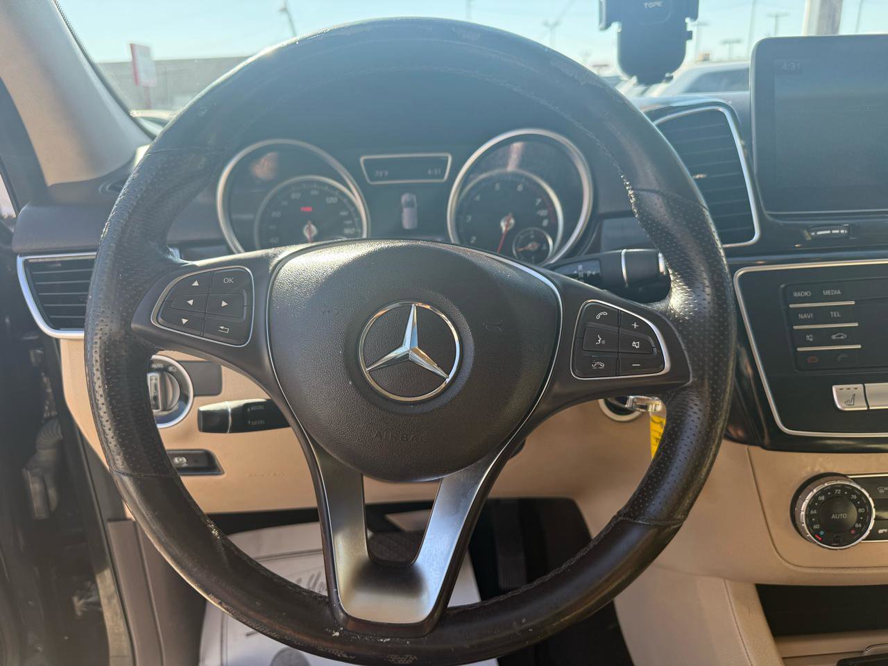 Used 2017 Mercedes-Benz GLE 350 image 17