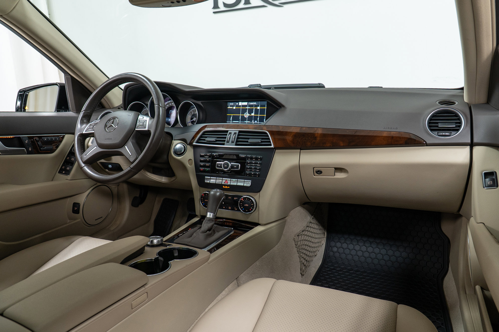 Used 2014 Mercedes-Benz C 300 4MATIC Sedan image 14