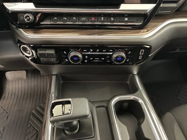 Used 2025 Chevrolet Silverado 1500 RST AWD/4WD image 21