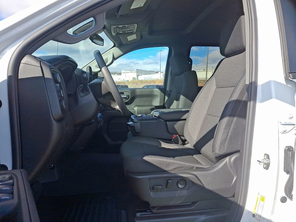 New 2026 Chevrolet Silverado 1500 Custom Trail Boss w/ Dark Appearance Package image 6