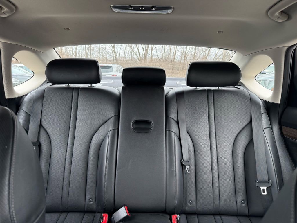 Used 2024 Genesis G80 image 54